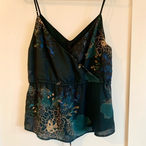 Women’s Babaton Tank - Picture 2 of 4